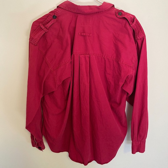 Unique red button down. - Picture 4 of 4